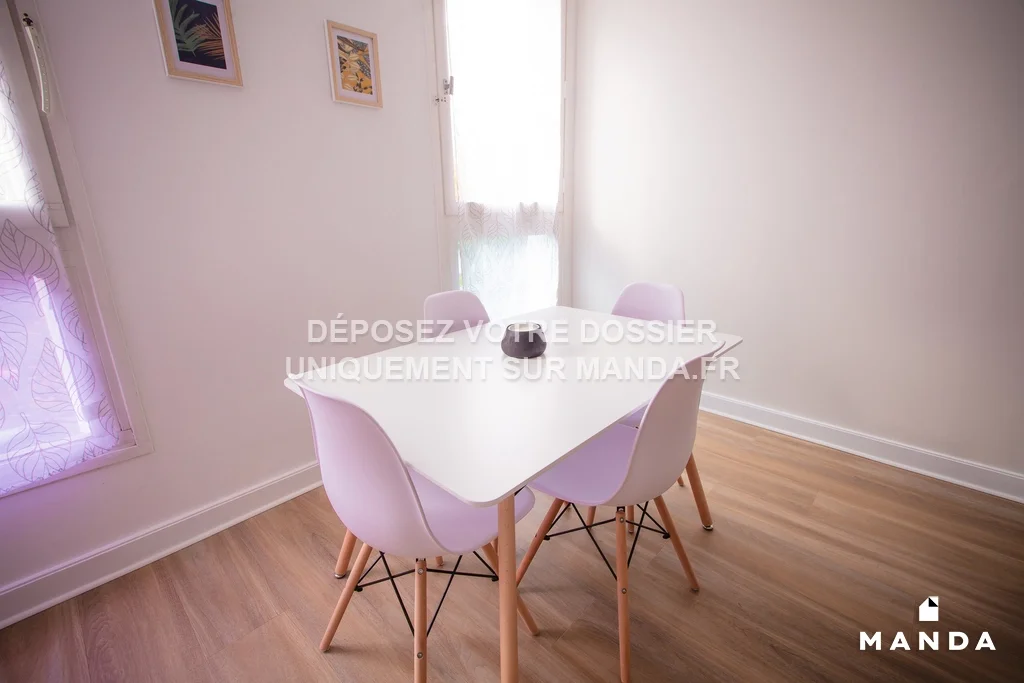 Room Boulevard de la Grande Delle Porte 16 in Hérouville-Saint-Clair