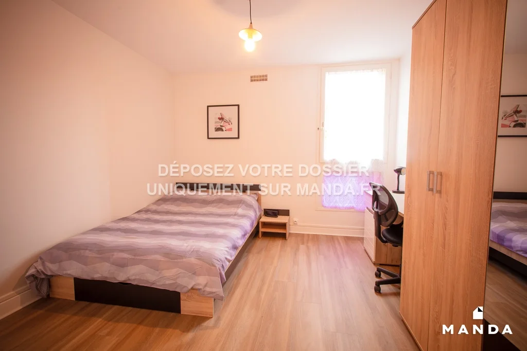 Room Boulevard de la Grande Delle Porte 16 in Hérouville-Saint-Clair