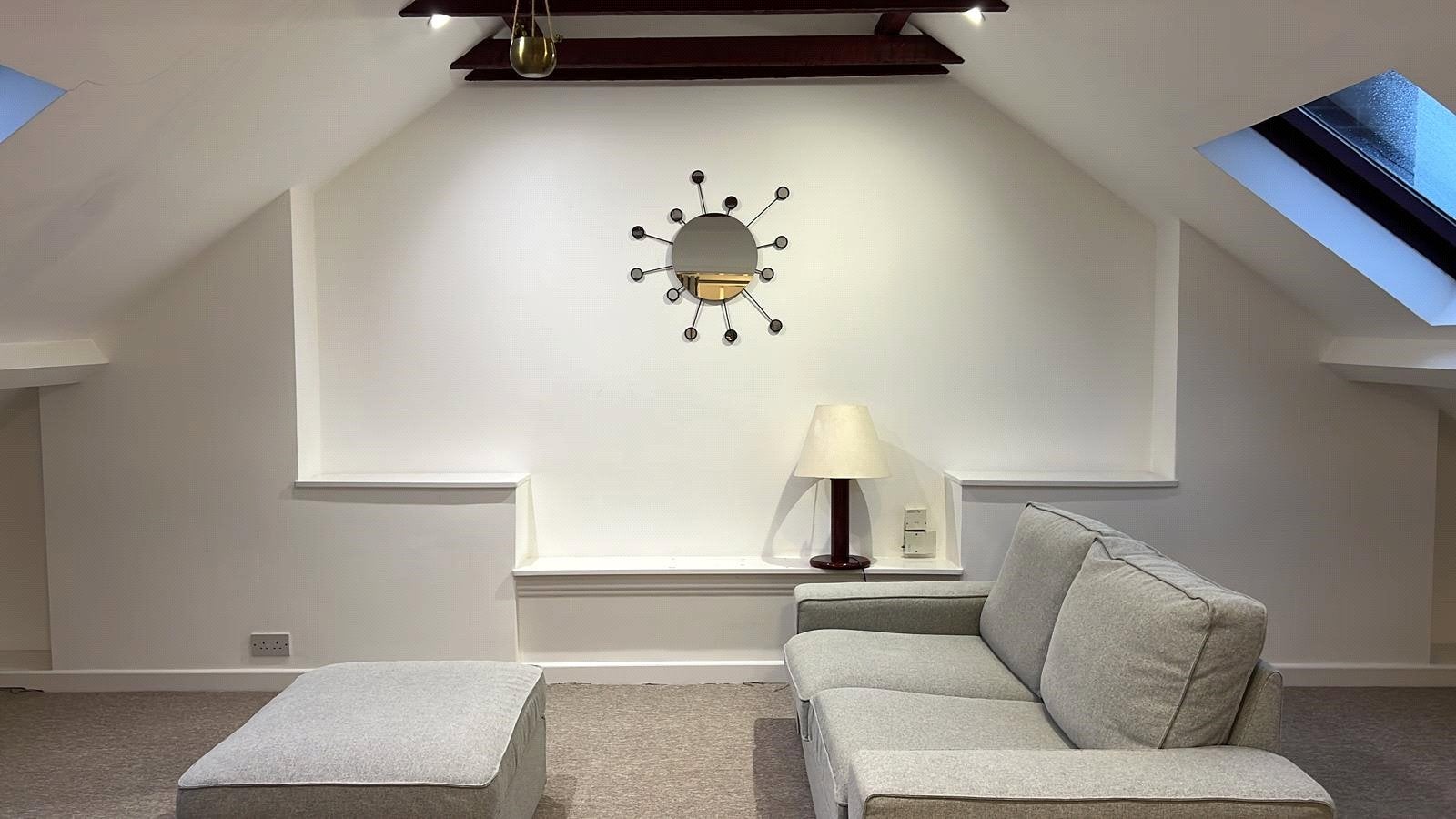 Flat Blakesley Avenue in Greater London