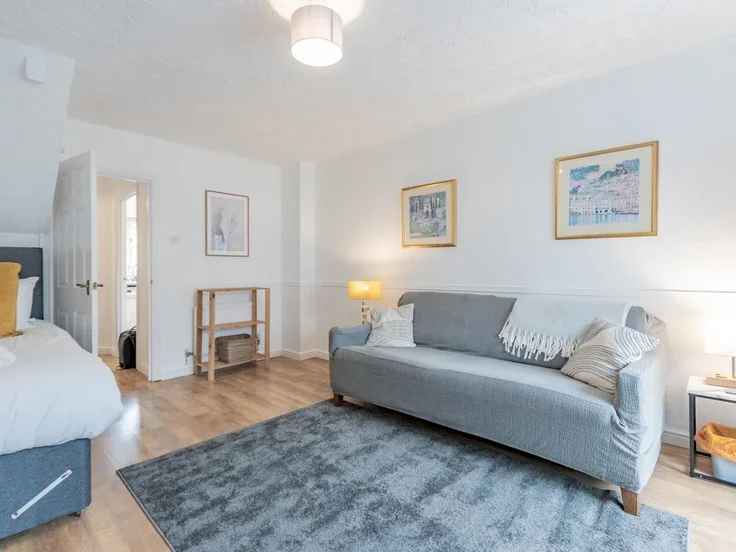 House Thistle Close in Basildon