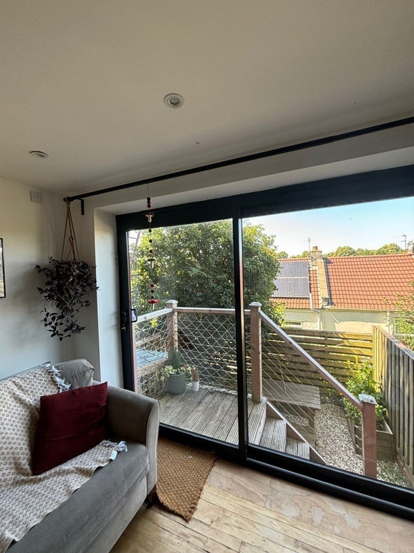 Room Pylle Hill Crescent in Bristol