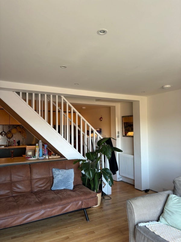 Room Pylle Hill Crescent in Bristol
