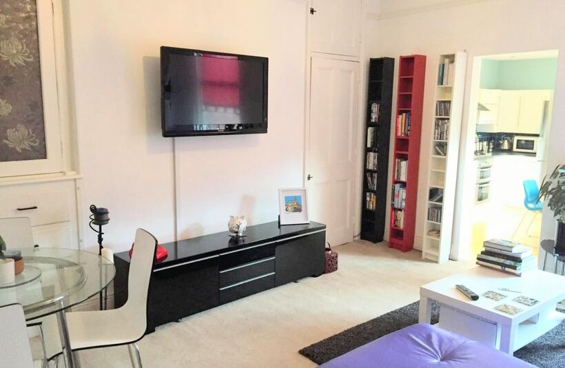 Flat Rokeby Terrace in Newcastle upon Tyne