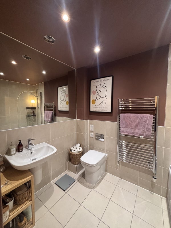Room Kings Highway in Greater London