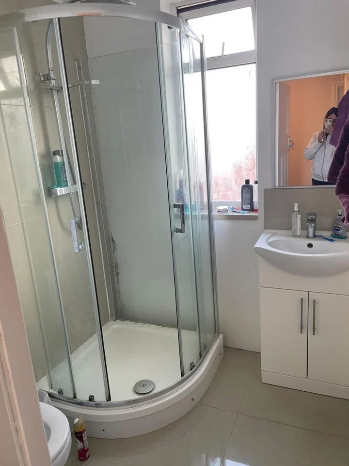 Room Rutland Crescent in Luton