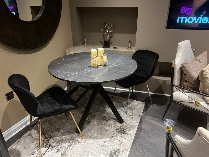 Flat Edith Villas in Greater London