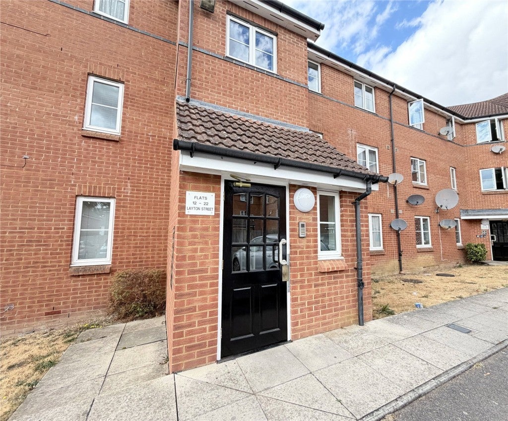 Flat Layton Street in Welwyn Hatfield