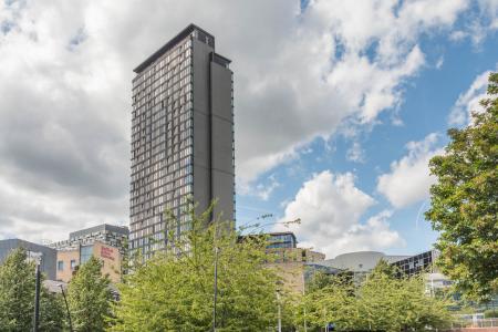 Flat St Paul's Square in Sheffield