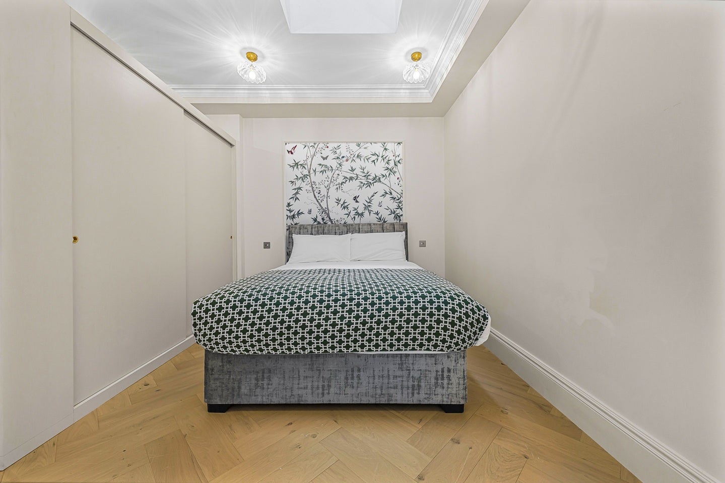 Flat Queen's Gate in Greater London
