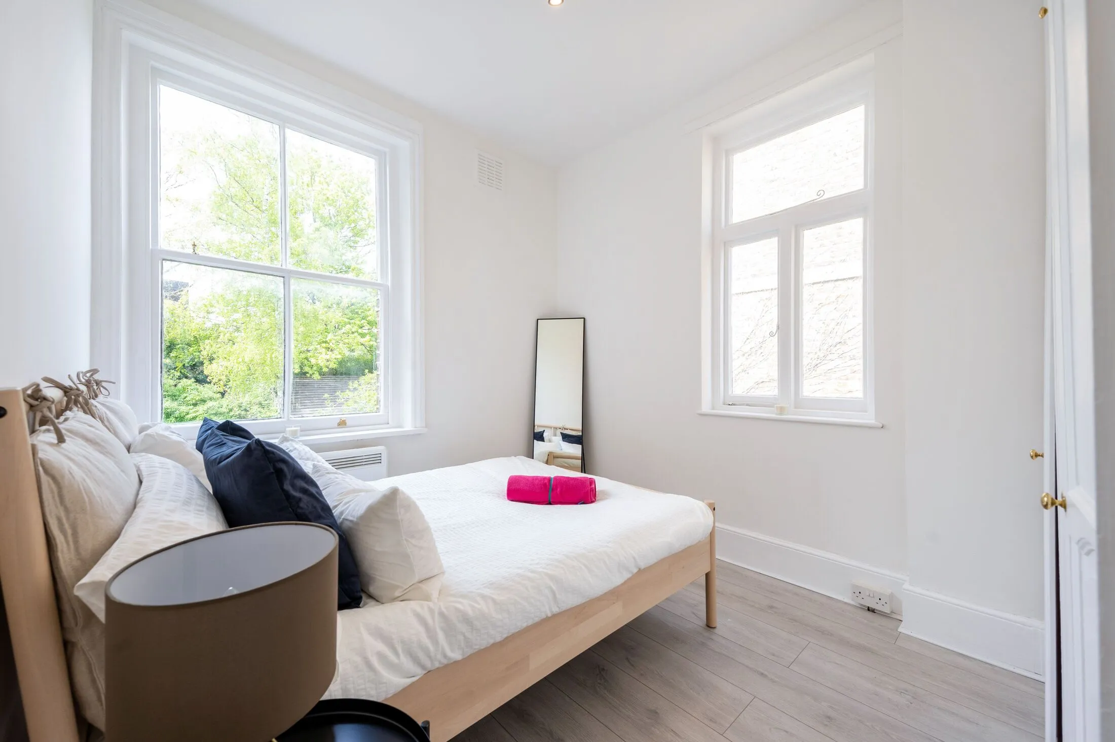 Flat Highland Road in Greater London