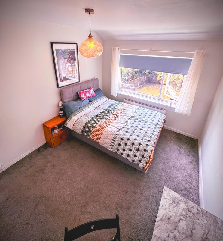 Room Hartley Road in Birmingham