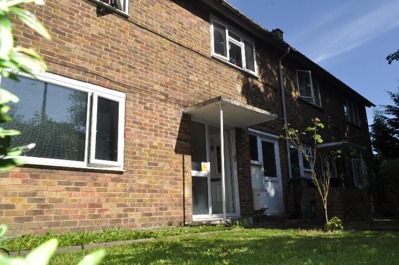Room Howard Way in Harlow