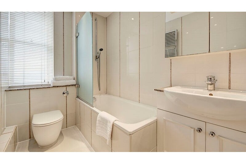 Flat Waverton Street in City of Westminster