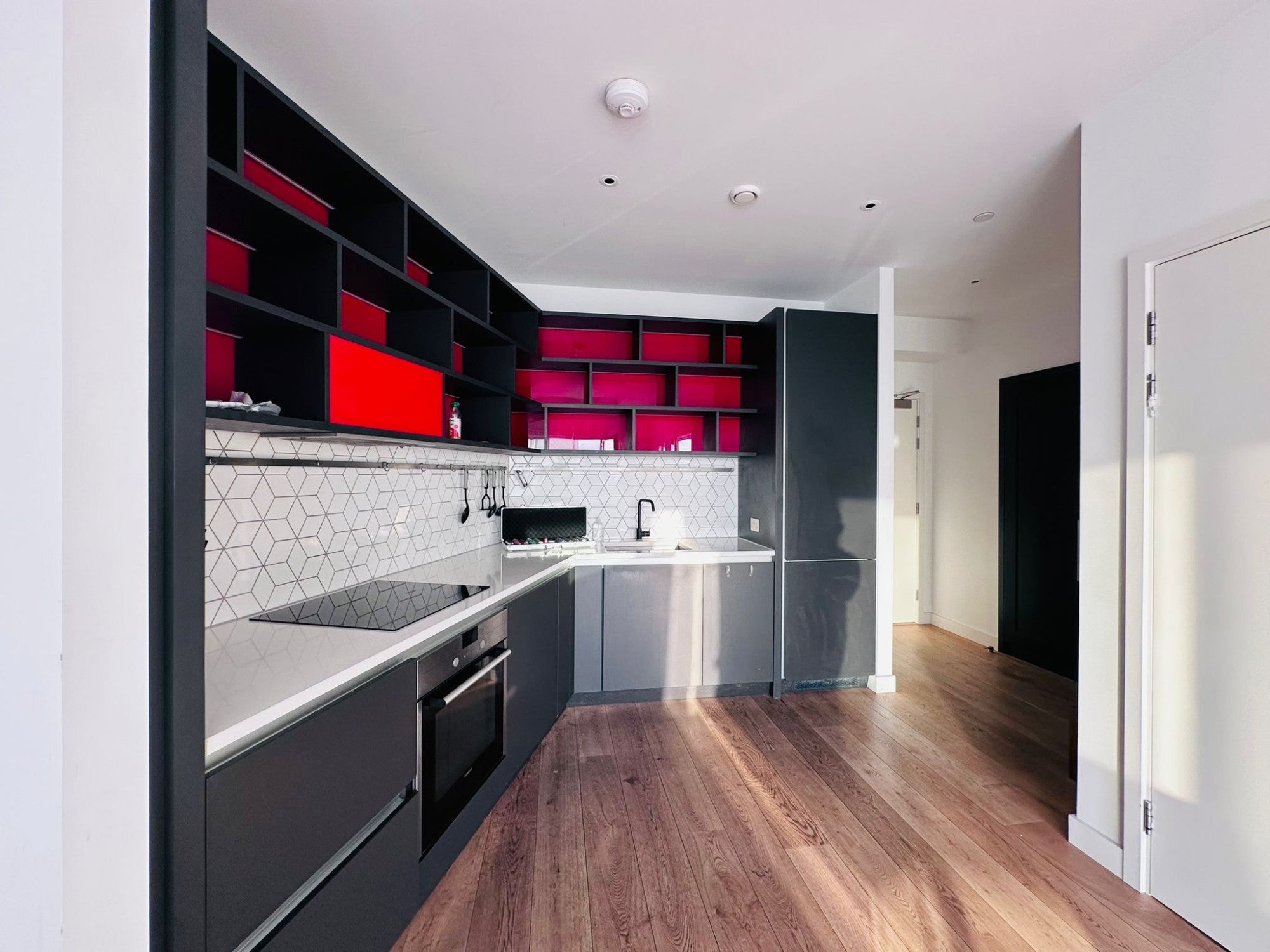 Flat Lyell Street in Greater London