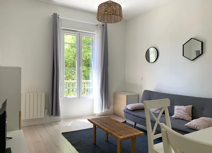 Flat Avenue Berthelot in Lyon