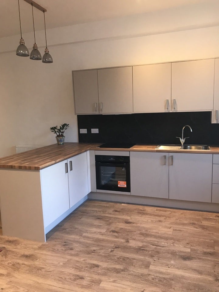 Flat Lydgate Lane in Sheffield