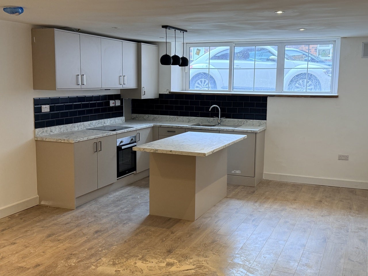Flat Lydgate Lane in Sheffield