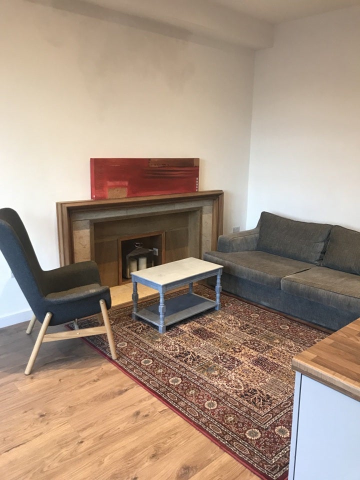 Flat Lydgate Lane in Sheffield