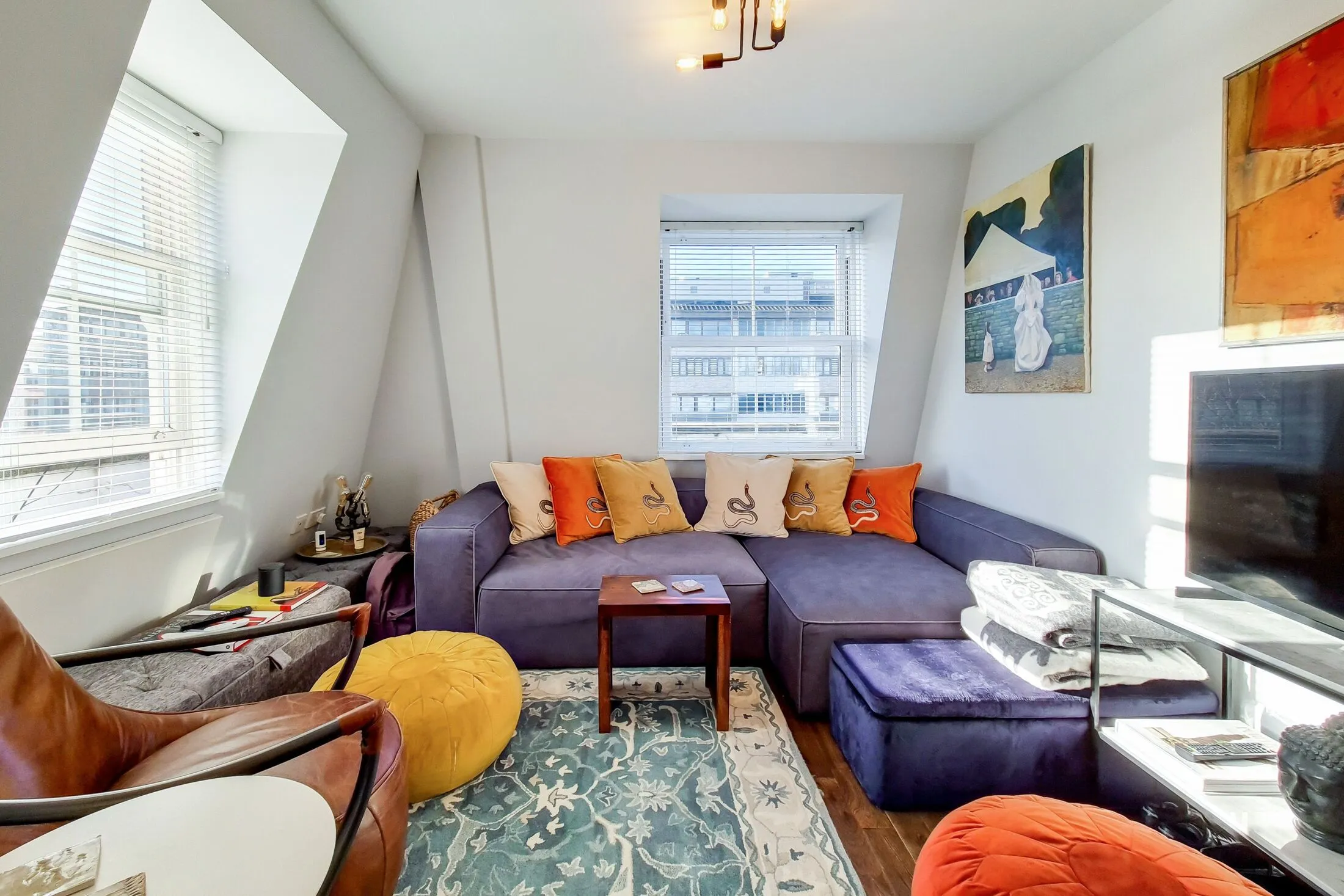 Flat Bagshot Street in Greater London