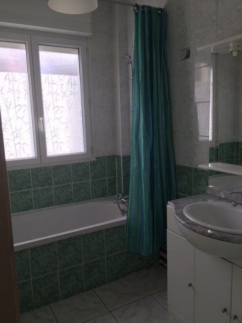 Chambre Rue des Treilles à Libourne