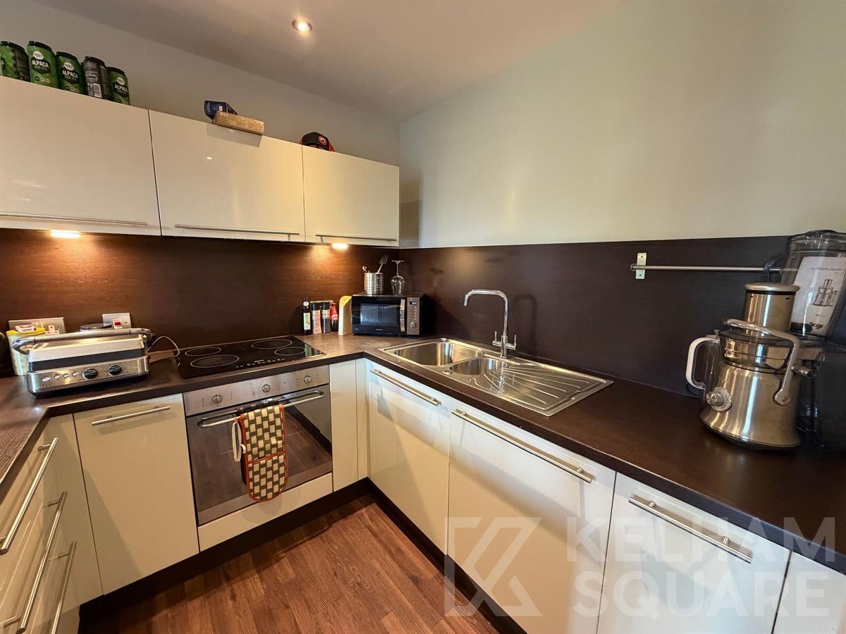 Flat Mowbray Street in Sheffield