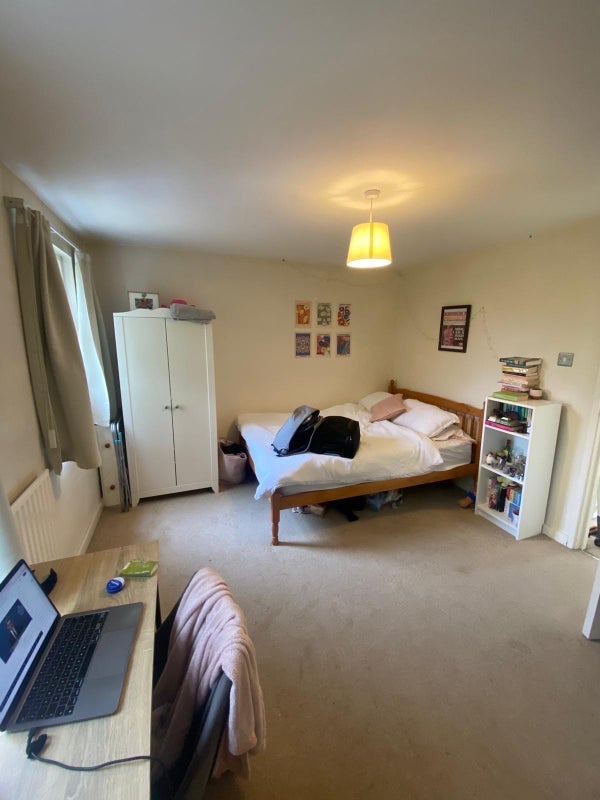 Room Vassall Road in Greater London