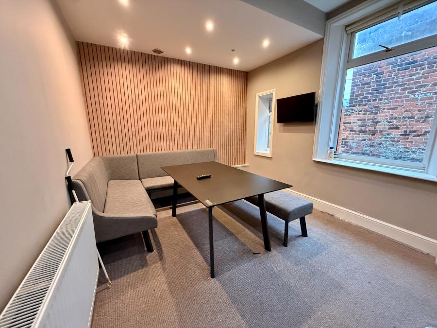 Room Elmwood Street in Sunderland