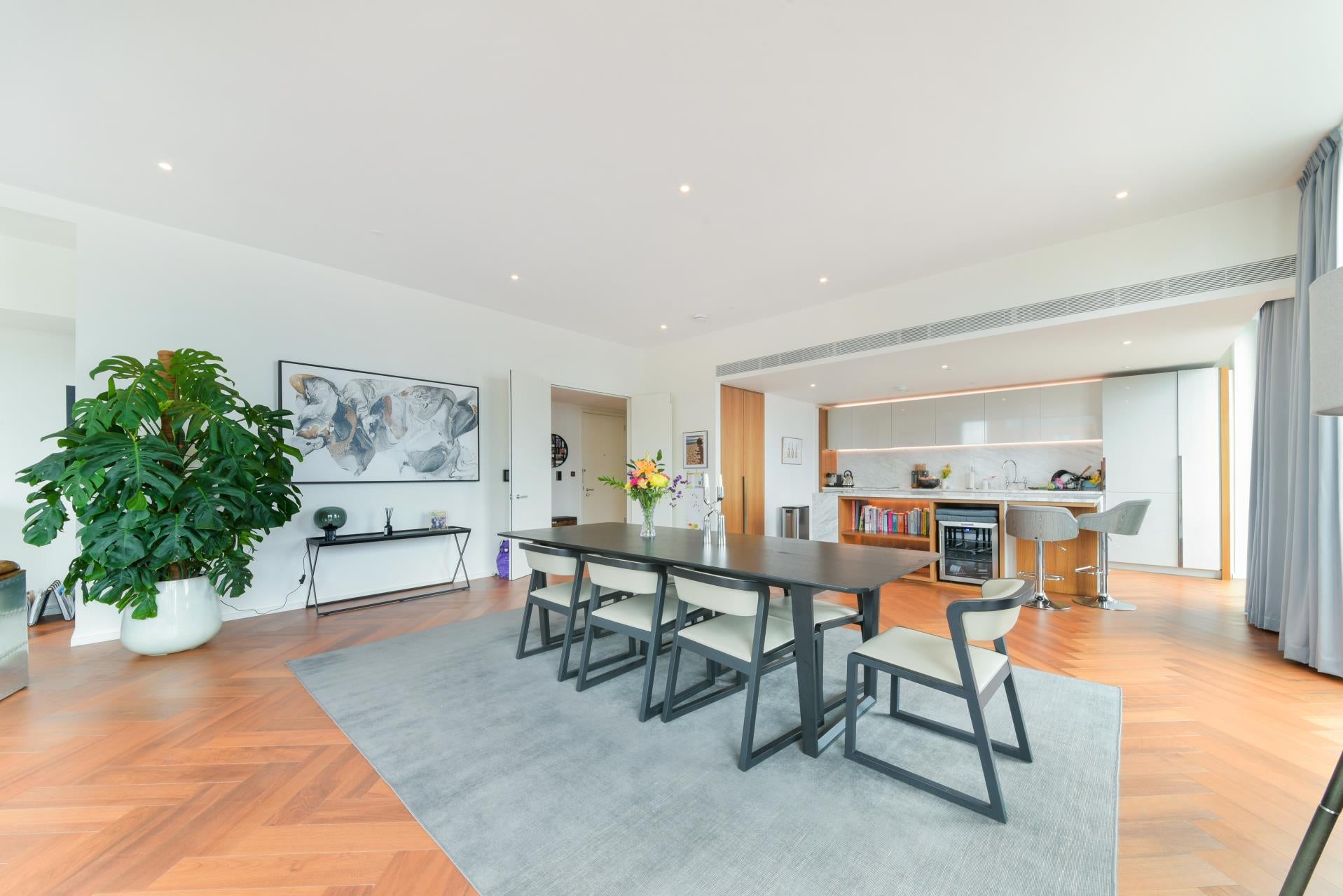 Flat New Union Square in Greater London