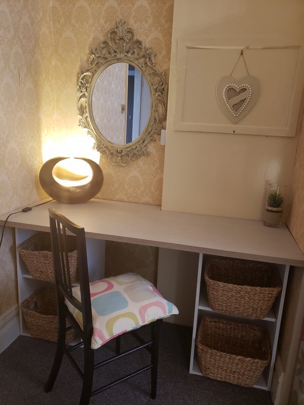 Room Elmsleigh Road in Weston-super-Mare