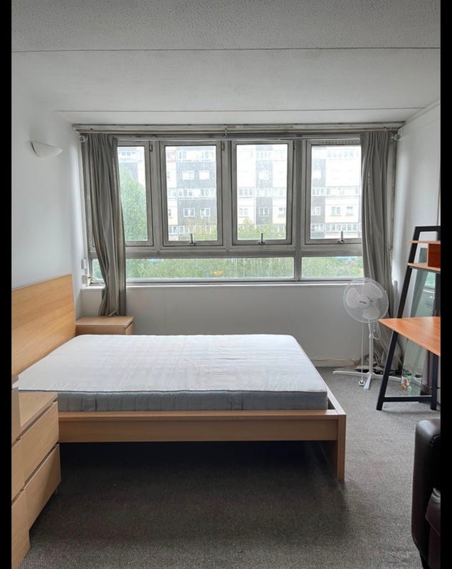 Room Francis Chichester Way in Greater London