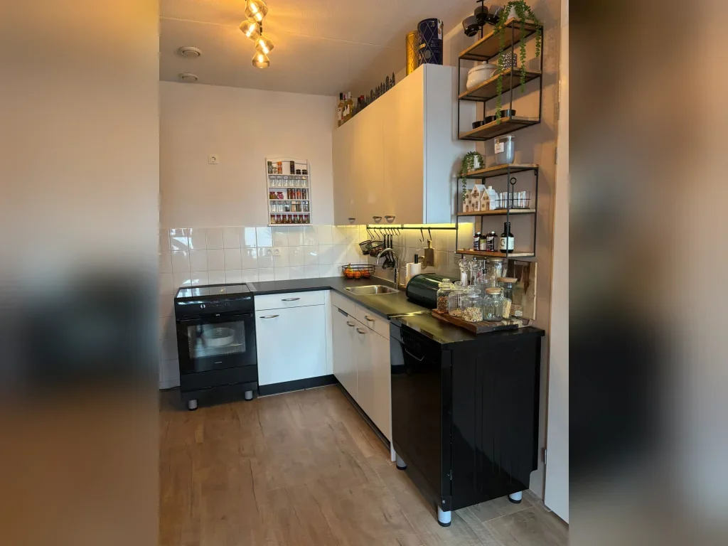 Appartement Serviëstraat in Almere