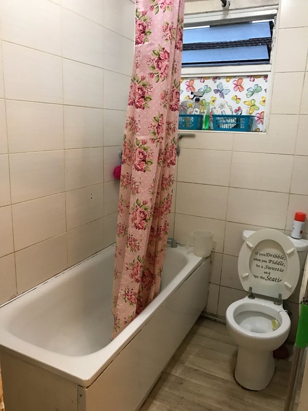 Room Central Park Road in Greater London