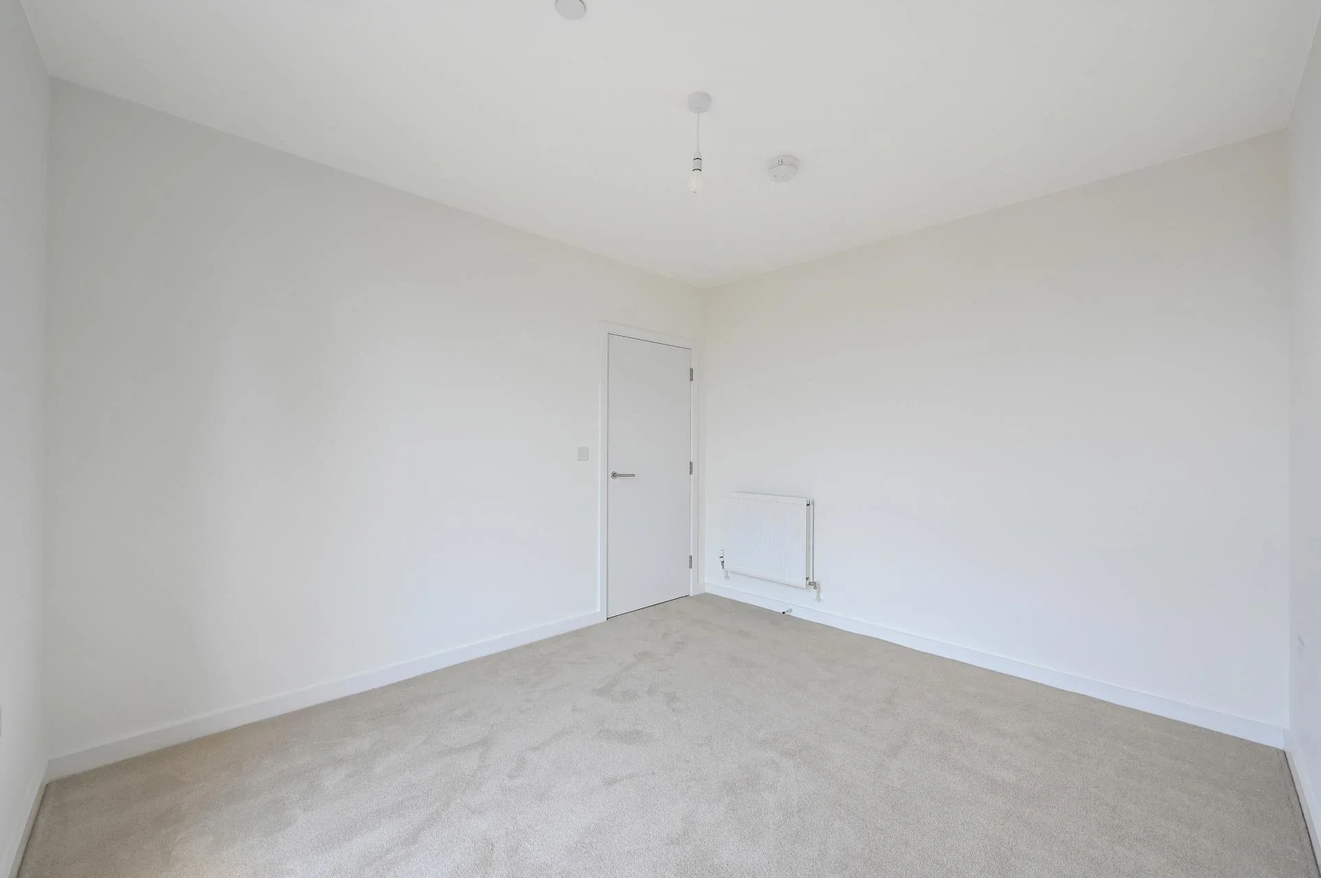Flat Marsh Drive in Greater London