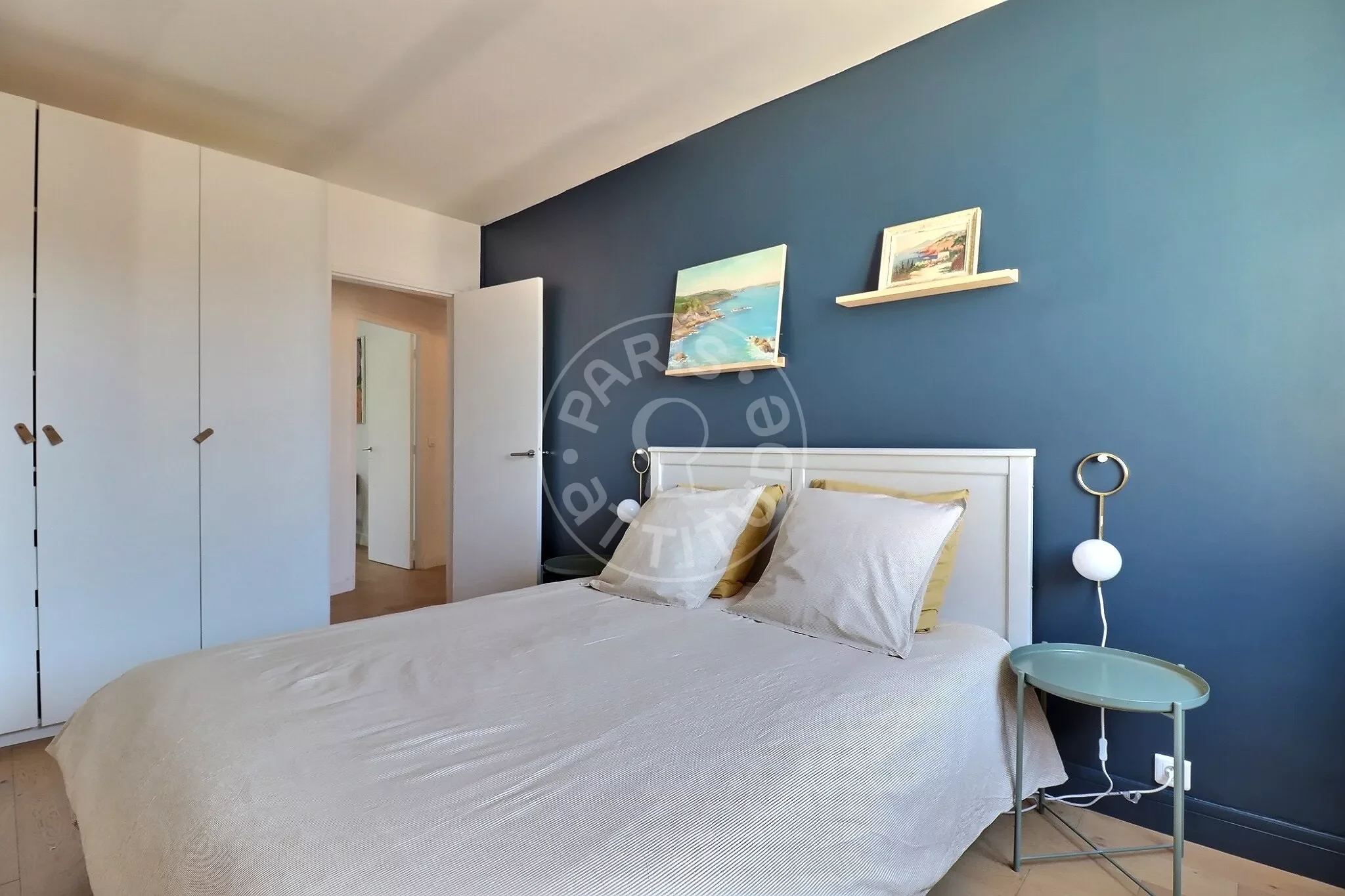 Flat Rue Caulaincourt in Paris