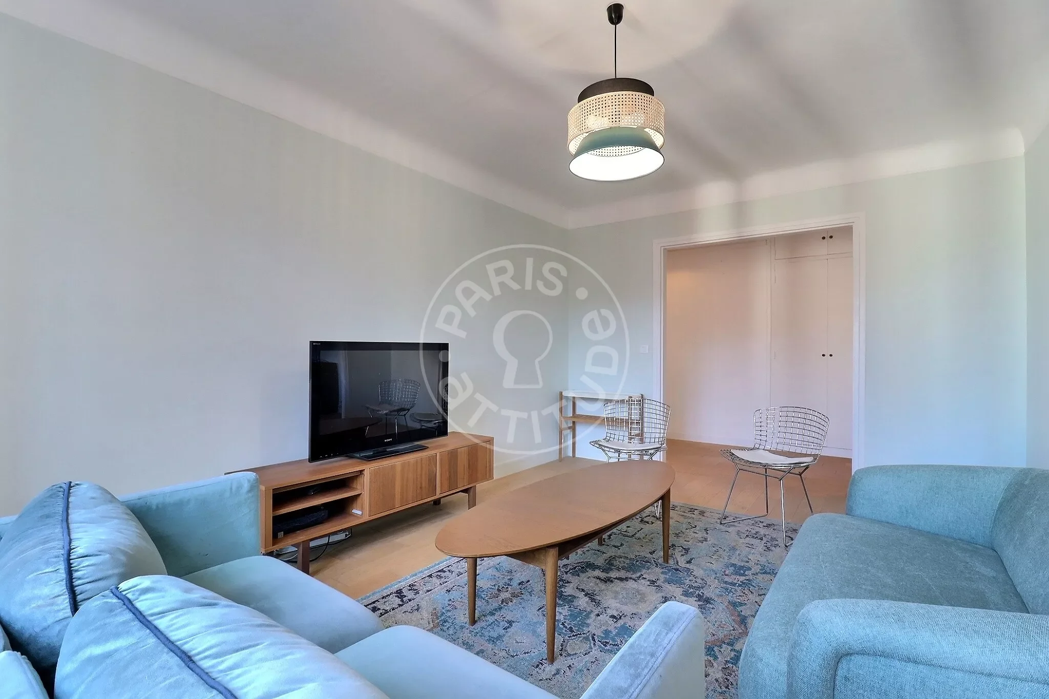 Flat Rue Caulaincourt in Paris