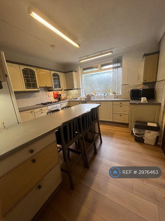 Room Highfield Road in Nottingham