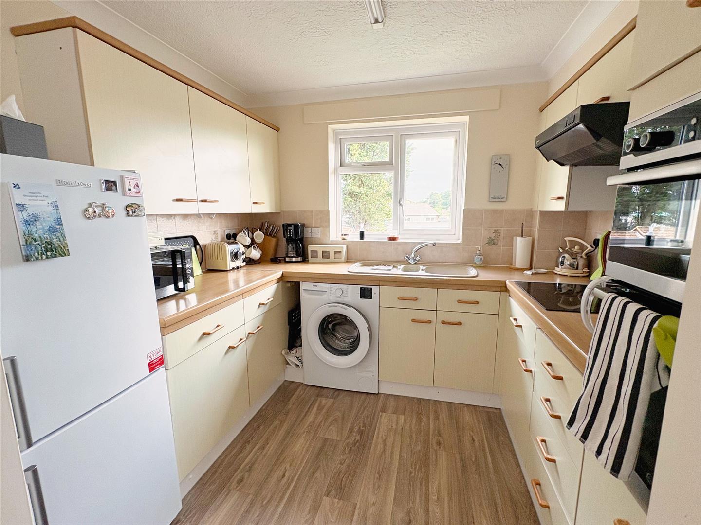 Flat Hillborough Close in Rother