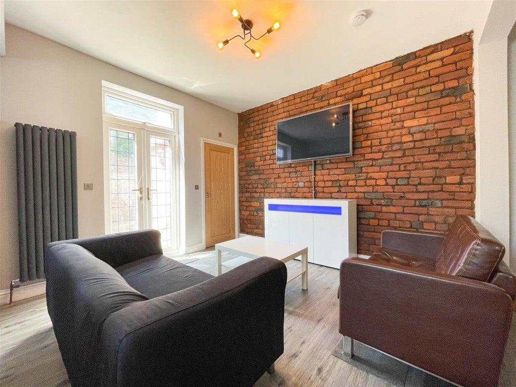 House Broomspring Lane in Sheffield