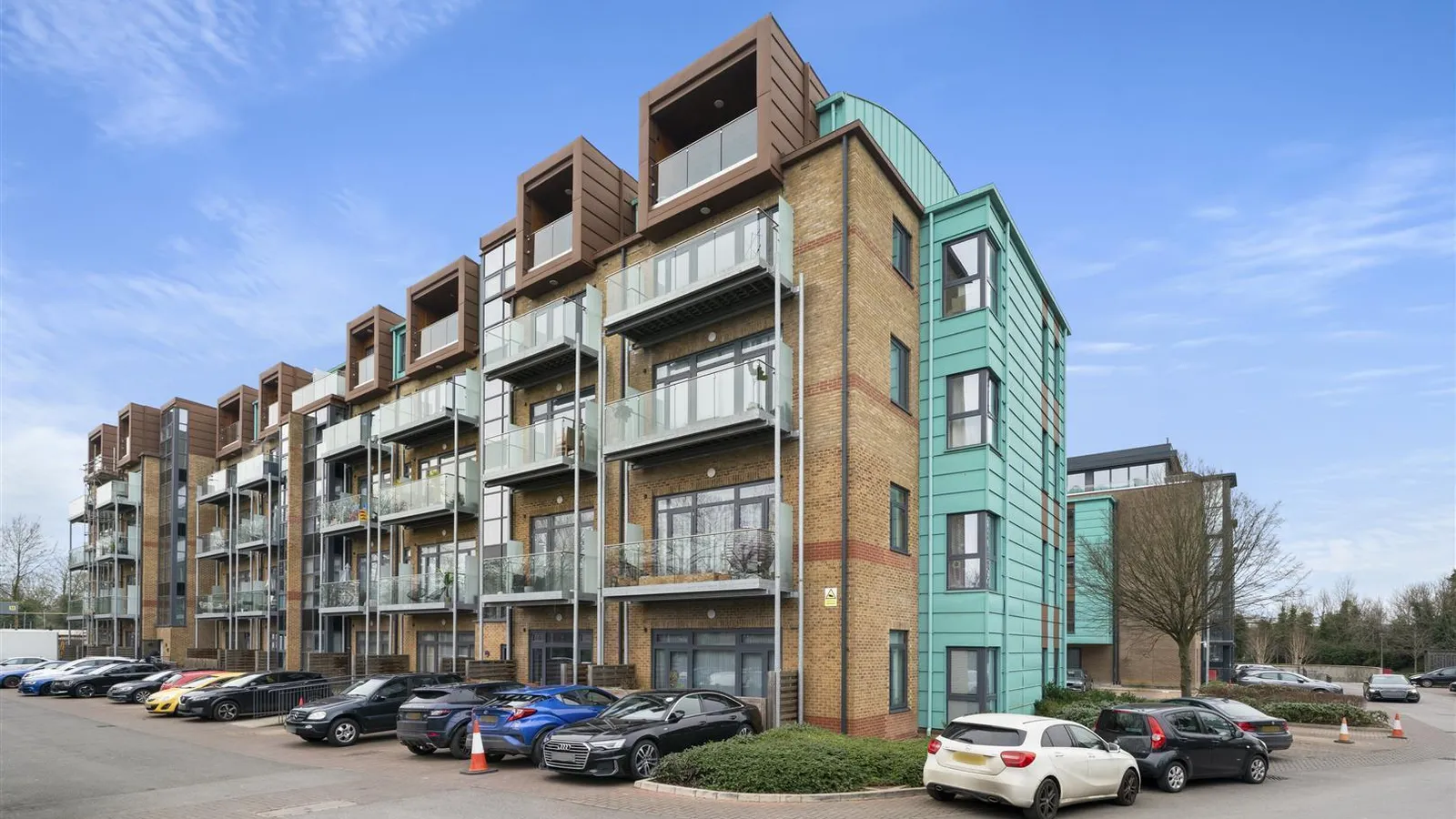 Flat Lilac Place in London