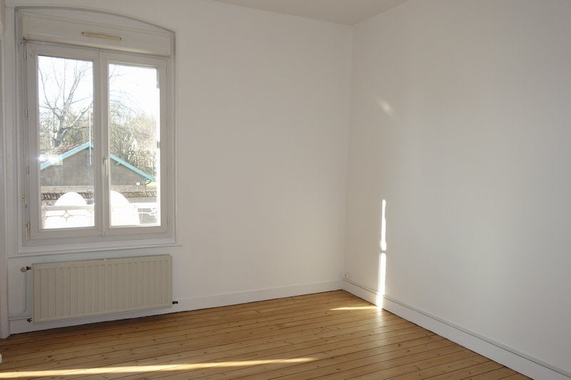 Flat Boulevard Jules César in Reims