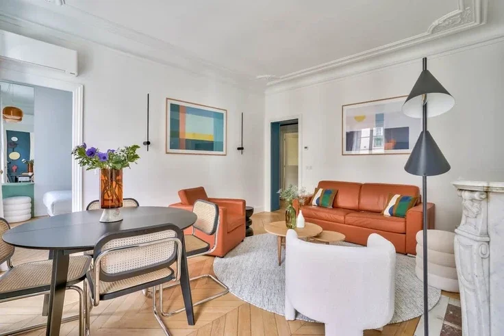 Flat Rue Dauphine in Paris