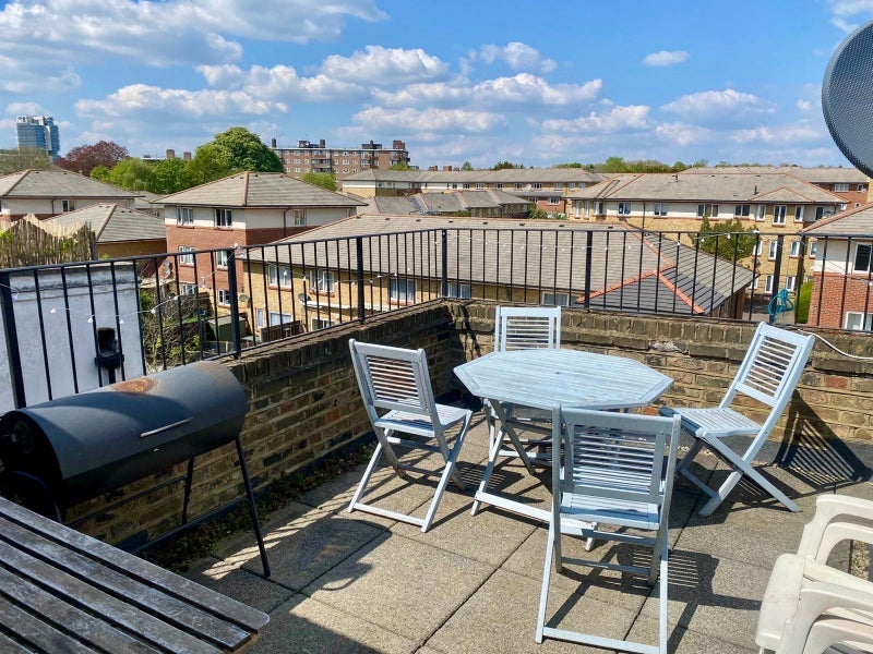 Room Digby Crescent in Greater London