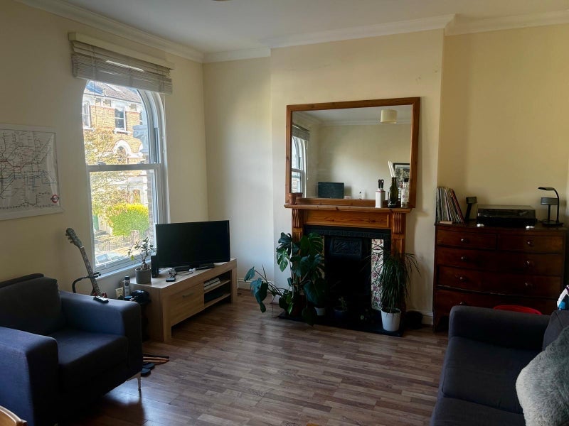 Room Digby Crescent in Greater London