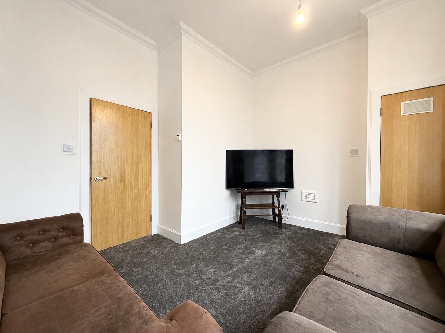 Flat Appin Road in Glasgow