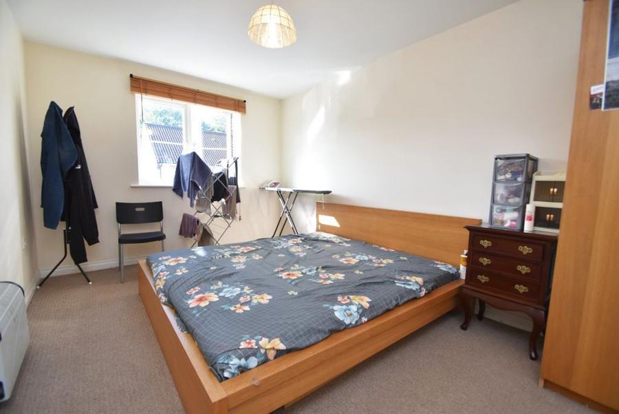 Flat Farrier Close in Pity Me