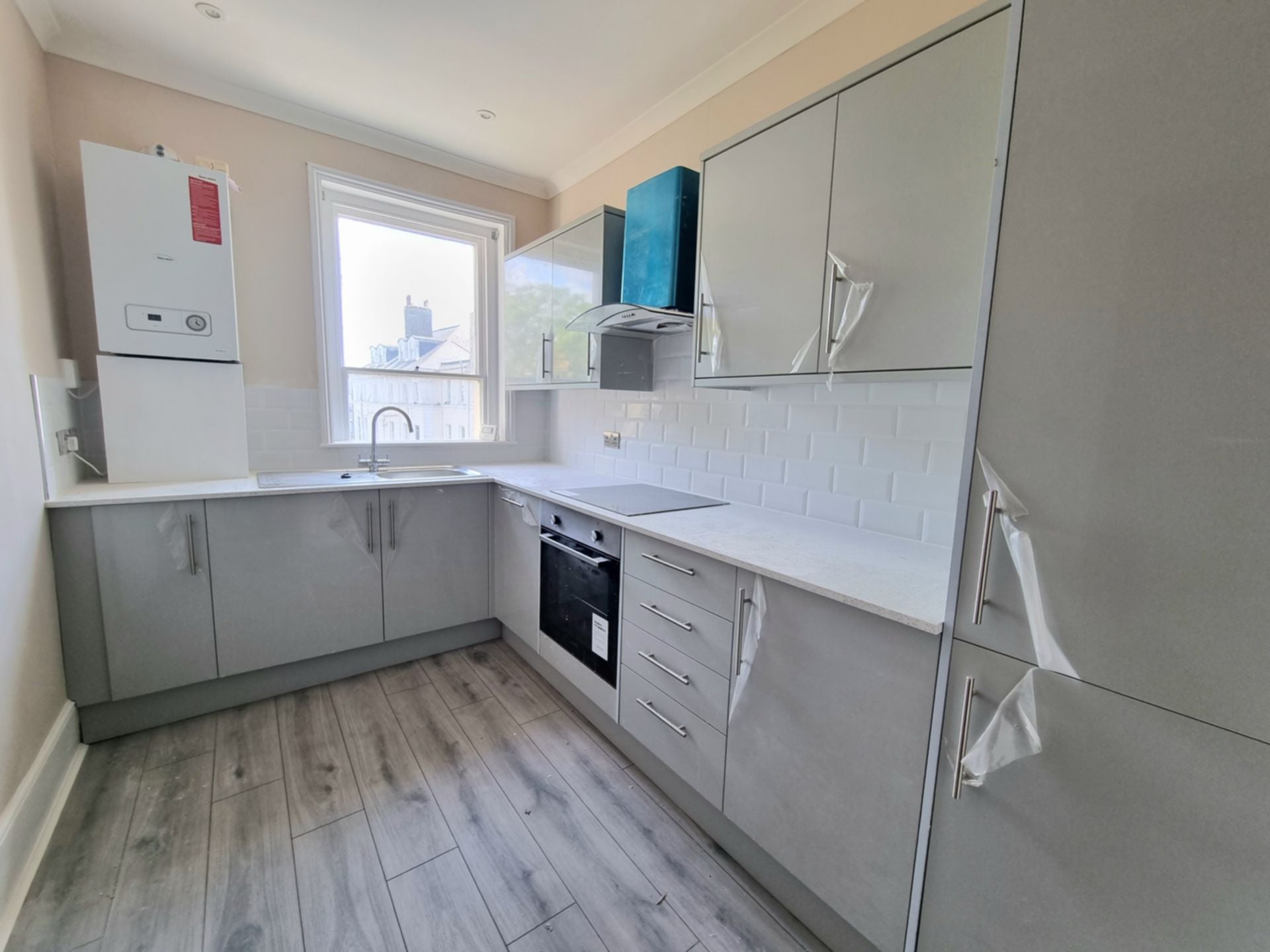 Flat Shakespeare Terrace in Folkestone and Hythe District