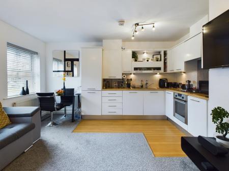 Flat Holywell Drive in Warrington