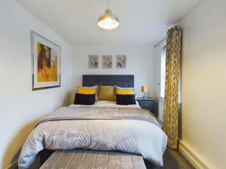 Flat Holywell Drive in Warrington