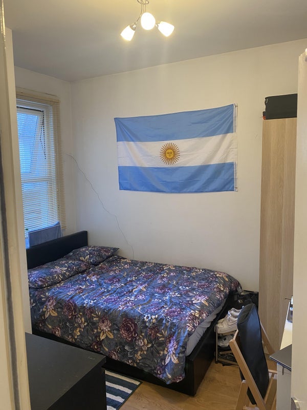 Room Trundley's Road in Greater London