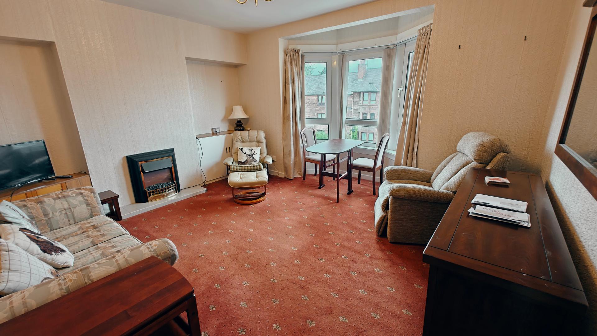 Flat Paisley Road West in Glasgow
